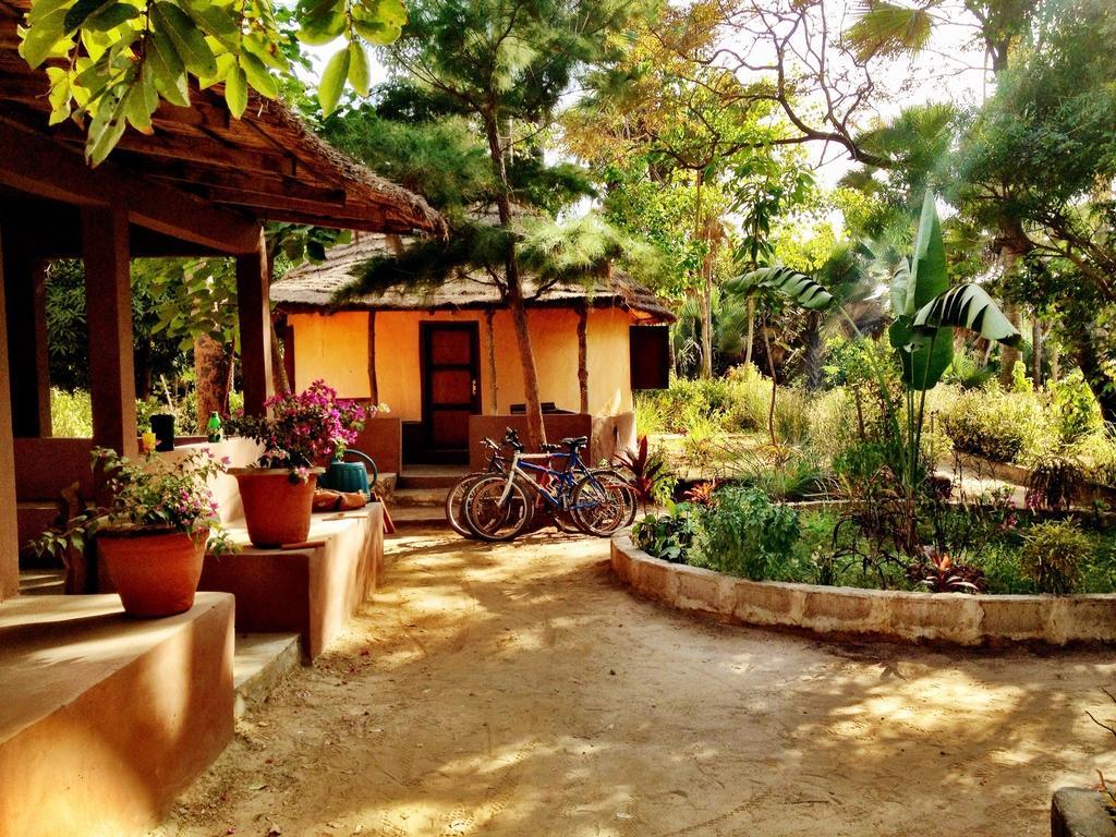 Nemasu Eco-Lodge Gunjur Exterior foto