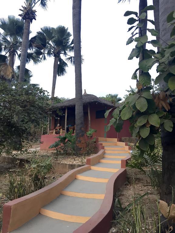 Nemasu Eco-Lodge Gunjur Exterior foto